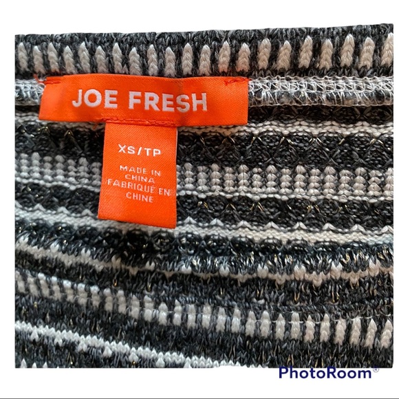 Long sleeve top with amazing colour pattern size xs Joe Fresh - Picture 2 of 5